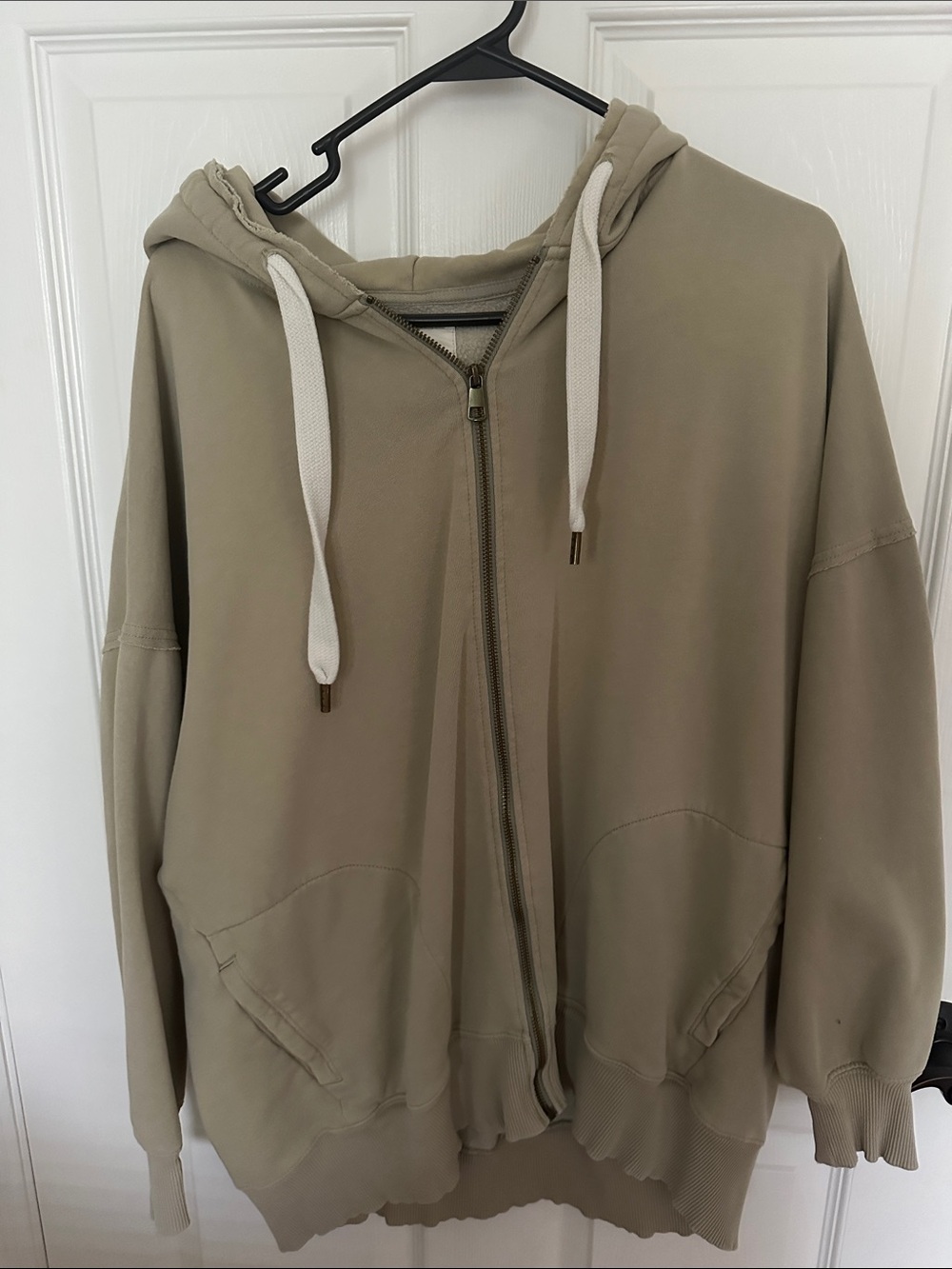 Medium American Eagle Neutral Tan Oversized Zip-Up Sweatshirt
